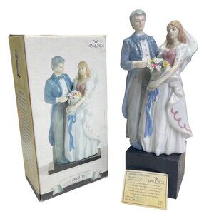 Vintage MALLORCA "I Do I Do" Wedding Couple. Bride Groom Ceramic Figurine 9 in H
